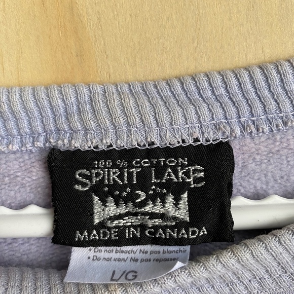 Vintage Canadian Winter Forest Scene Crewneck Sweater ⚠️FLAWS - Picture 5 of 6